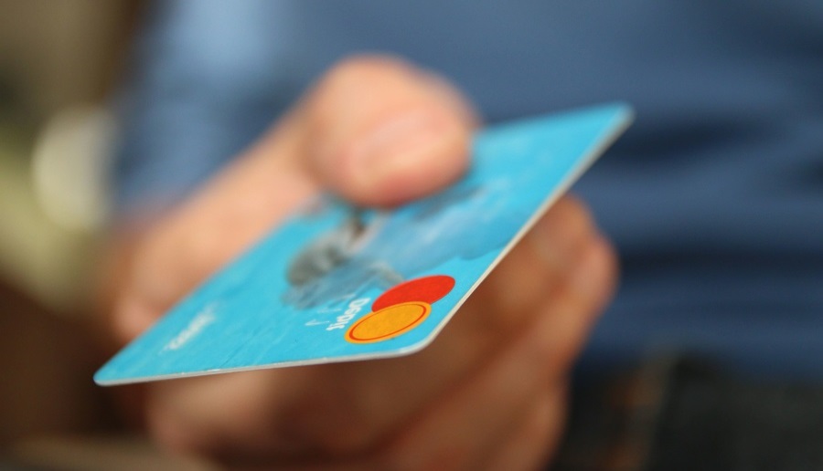https://pixnio.com/miscellaneous/credit-card-economy-payment-finance-plastic-hand
